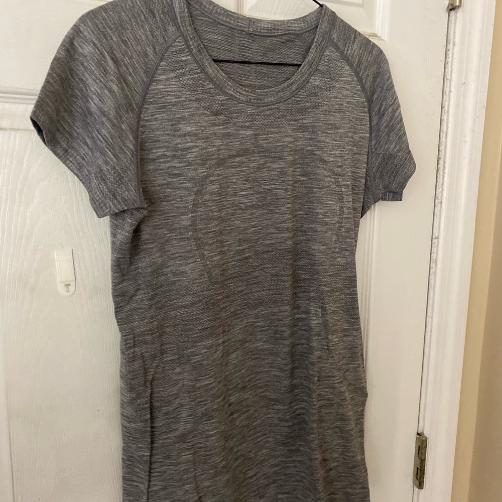 Athletic top